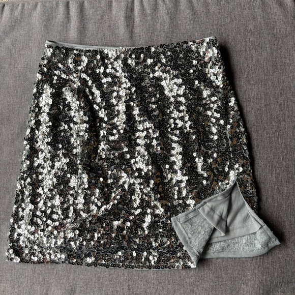 Sequin Skirt High Waist Sparkly Side Split Hem, Size: Medium - Picture 2 of 8